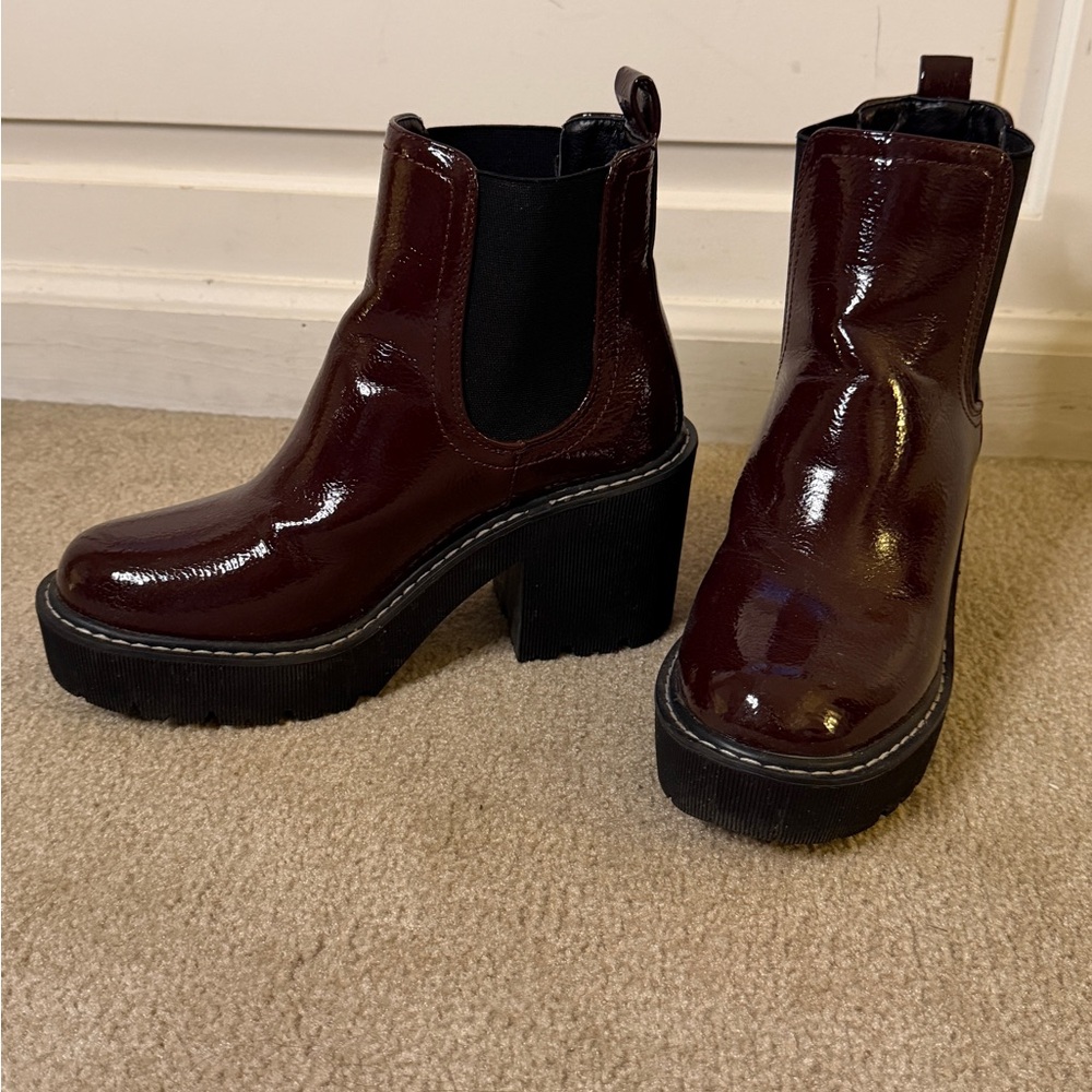 Forever 21 Glossy Maroon Burgundy Chunky Ankle Boots Chelsea Boot